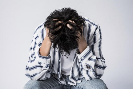 活着感觉很压抑看不到希望怎么办？