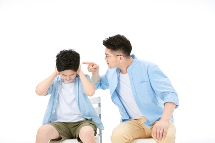 经常大声吼孩子的坏处有哪些？