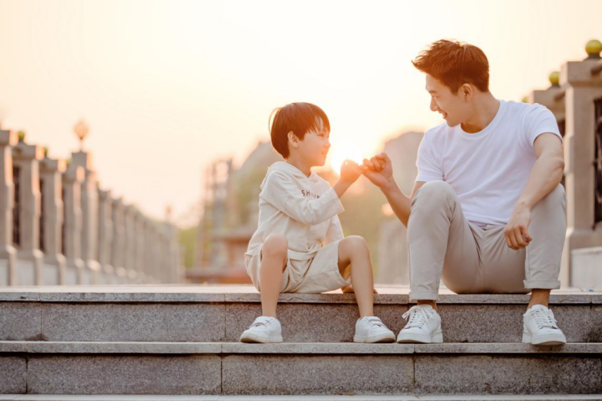 单亲家庭的男孩有什么心理特点？