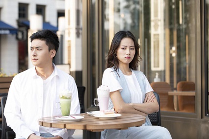很容易的就气的发抖，一吵架就发抖怎么克服