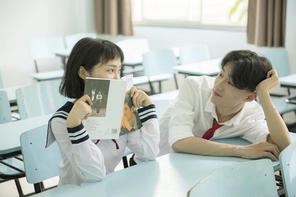 家长怎样给青春期孩子性教育
