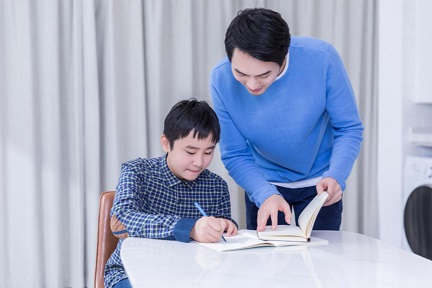 给早恋儿子几条建议，家长必读