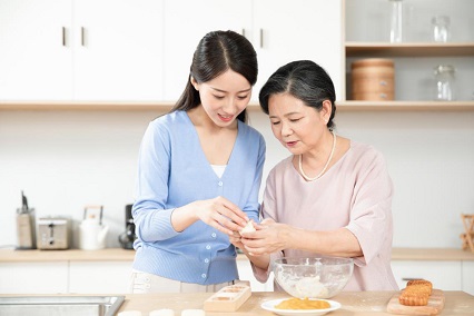对公婆必须冷淡冷漠？